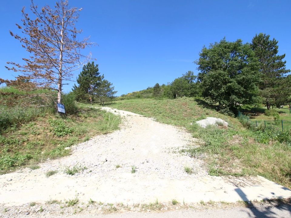 Helårsgrund i Montazels, Aude - foto 1