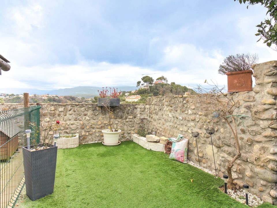 Byhus i Cagnes-sur-Mer, Alpes-Maritimes - foto 1