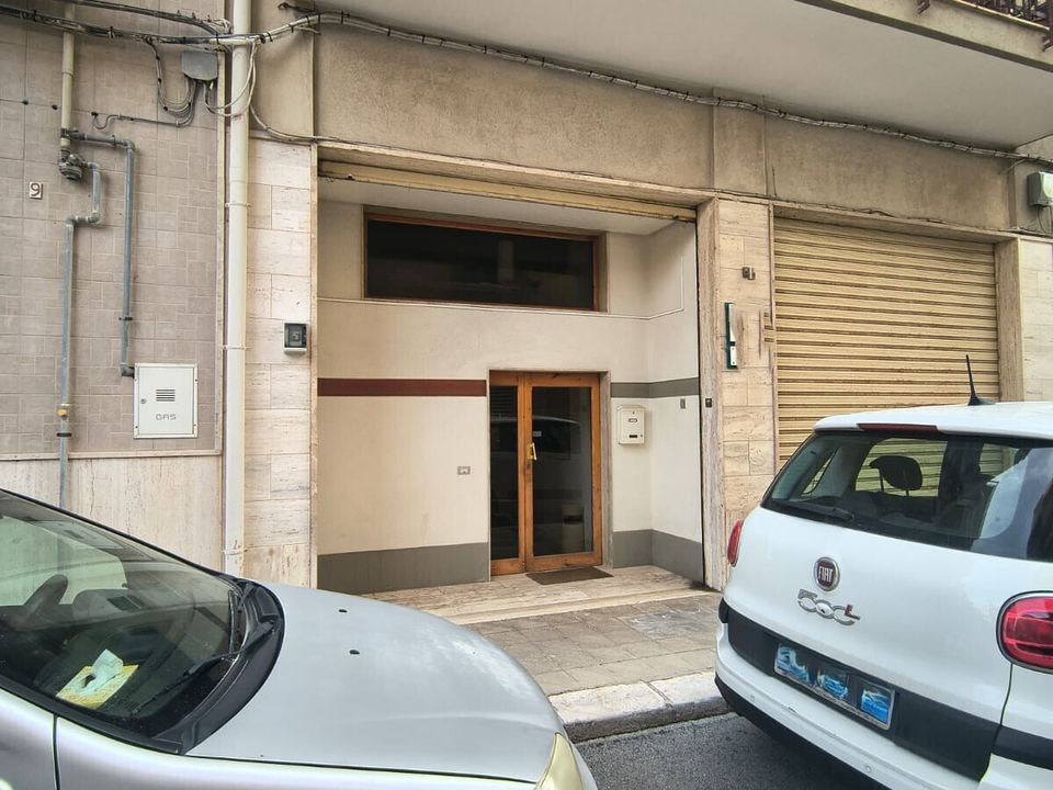 Erhvervsejendom i Monopoli, Bari - foto 5