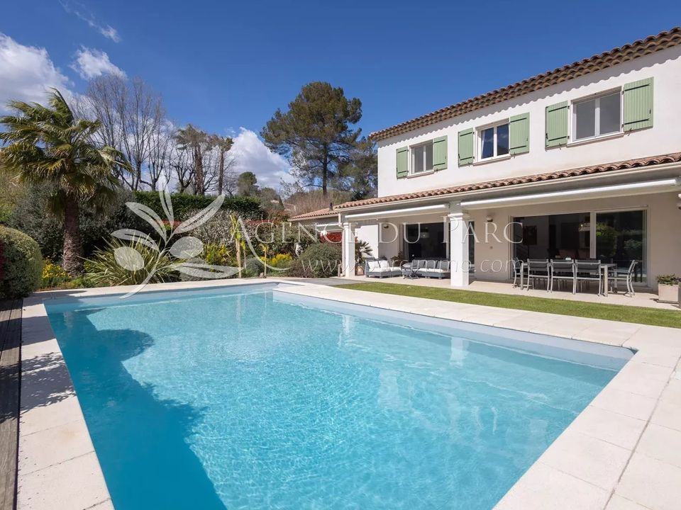 Villa i Roquefort-les-Pins, Alpes-Maritimes - foto 1