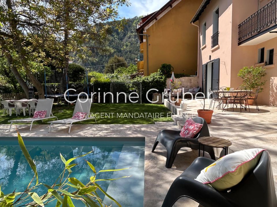 Villa i Digne-les-Bains, Alpes-de-Haute-Provence - foto 2