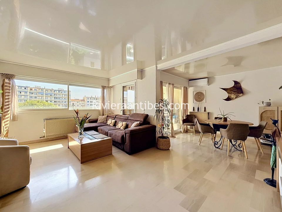 Lejlighed i Antibes, Alpes-Maritimes - foto 1