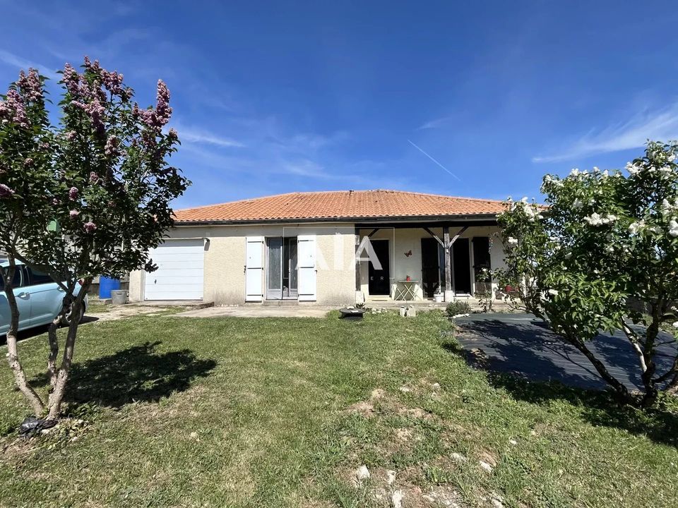 Villa i Luxé, Charente - bilde 1