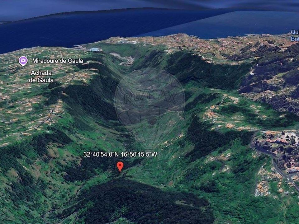 Helårsgrund i Santa Cruz, Madeira - foto 1