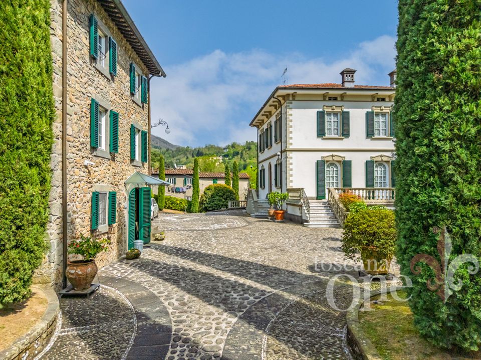 Villa i Bagni di Lucca, Lucca - foto 1