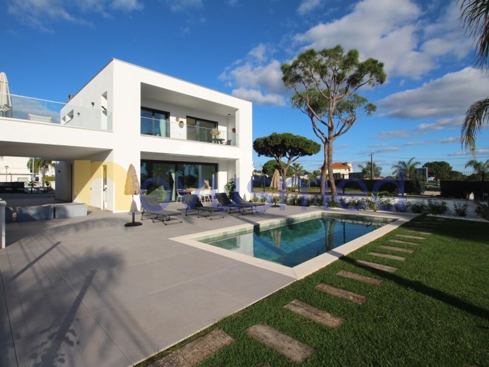 Byhus i Quarteira, Faro - foto 1