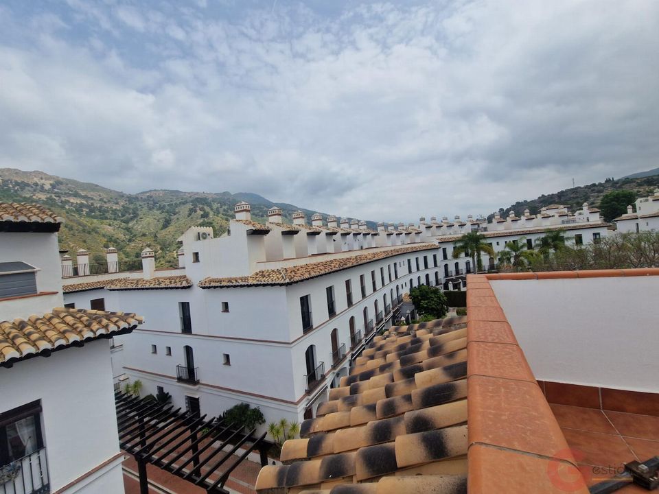 Lejlighed i Velez De Benaudalla, Granada - foto 1