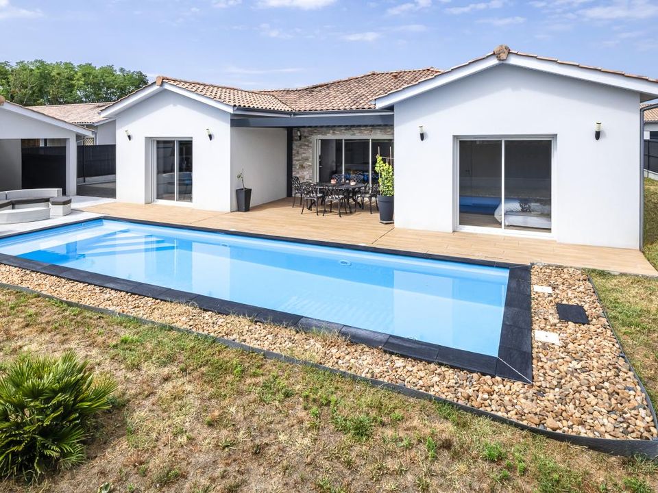 Villa i Le Taillan-Medoc, Gironde - foto 1