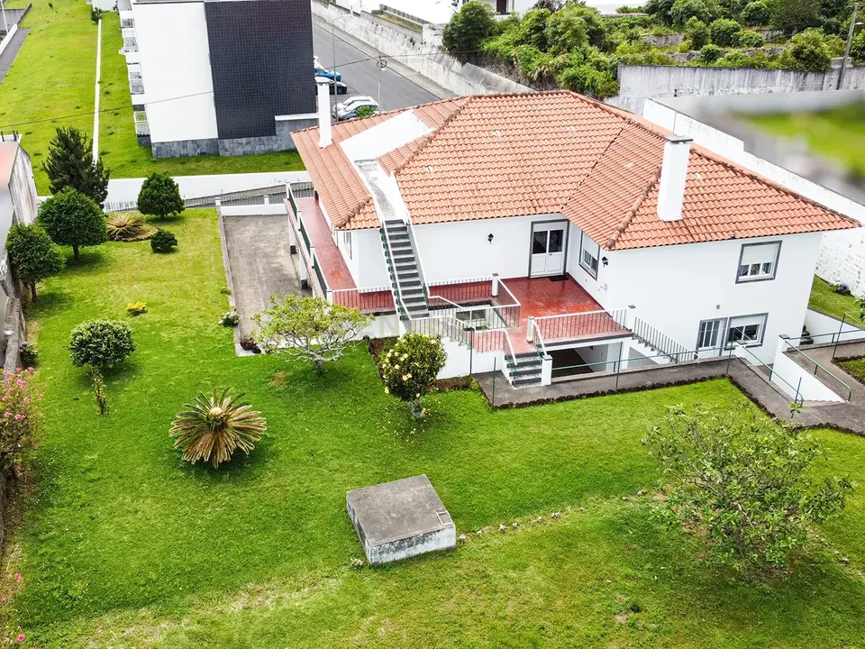 Villa i Vila Franca do Campo, Sao Miguel - foto 1