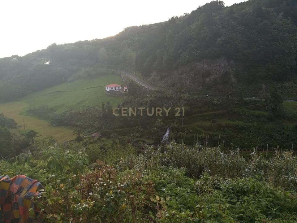 Helårsgrund i Lomba da Fazenda, Sao Miguel - foto 1