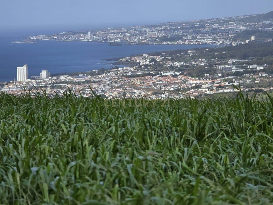 Helårsgrund i Carvoeiro, Faro - foto 1