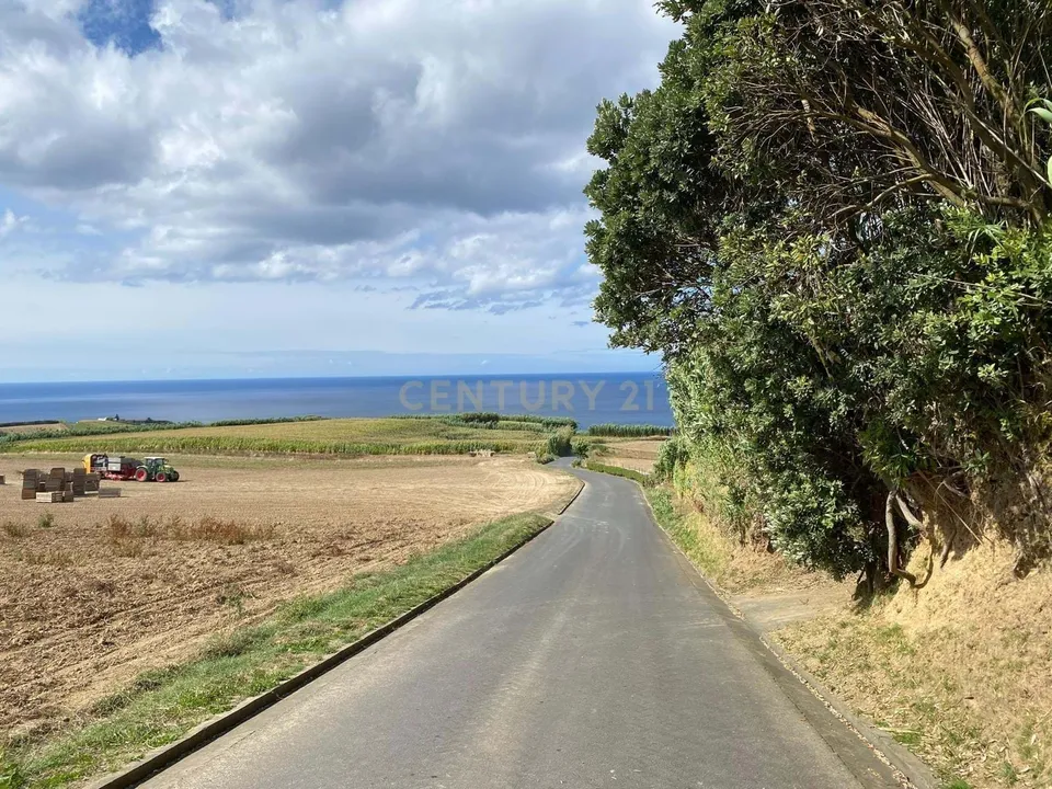 Helårsgrund i Ribeira Grande, Sao Miguel - foto 1