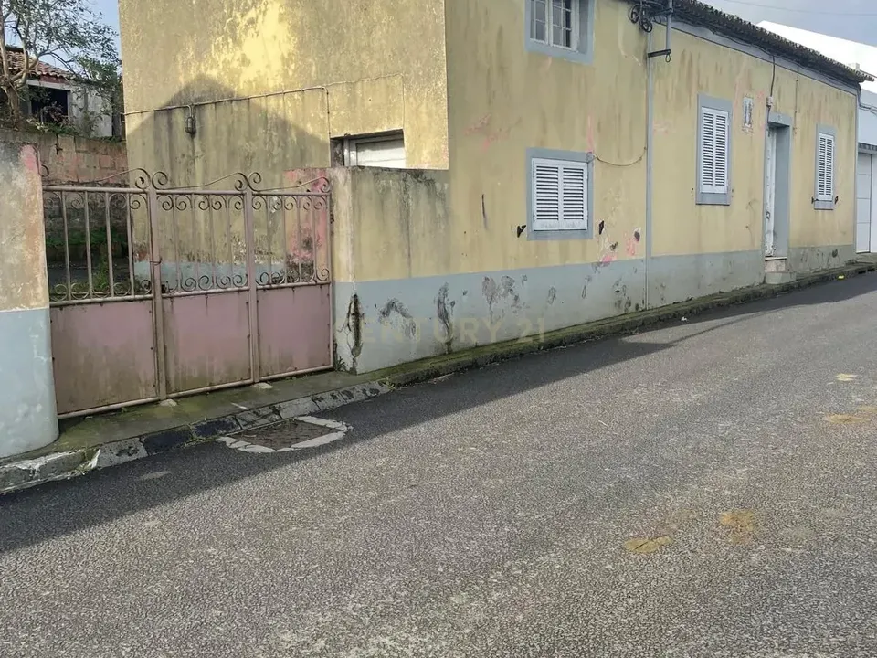 Villa i Ponta Delgada, Sao Miguel - foto 1