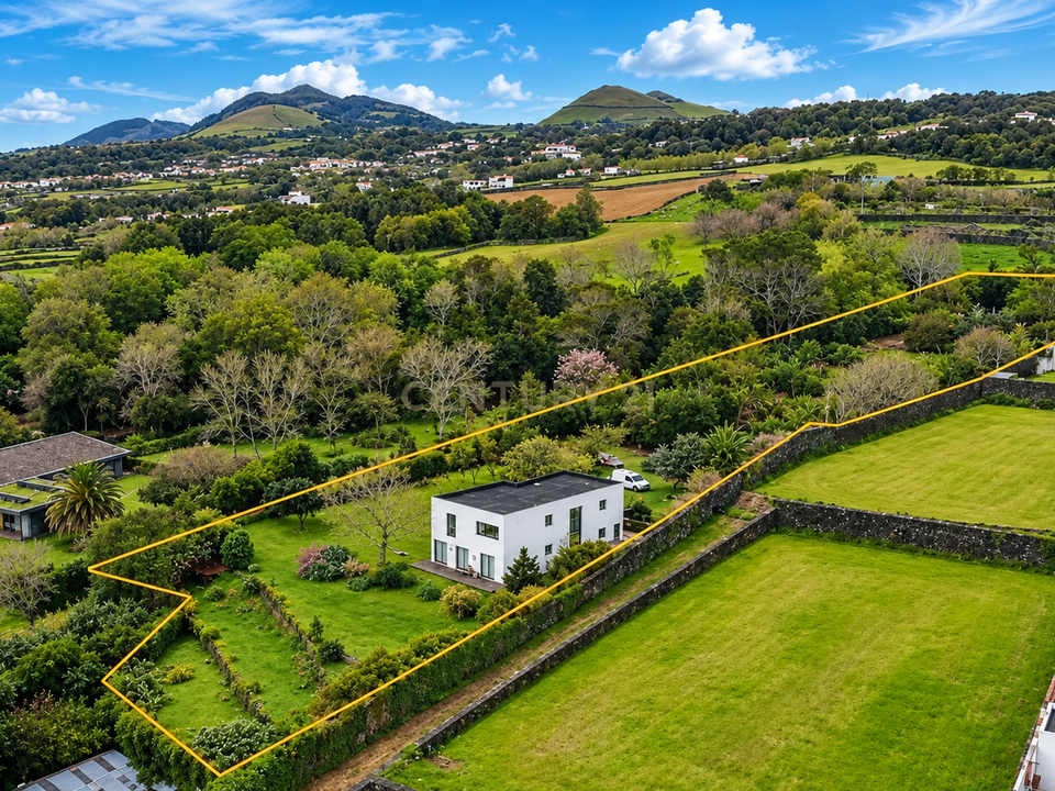 Villa i Ponta Delgada, Sao Miguel - foto 1