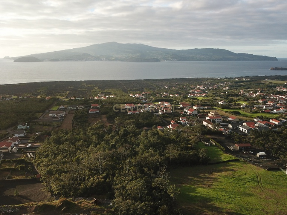 Helårsgrund i Criacao Velha, Pico - foto 1