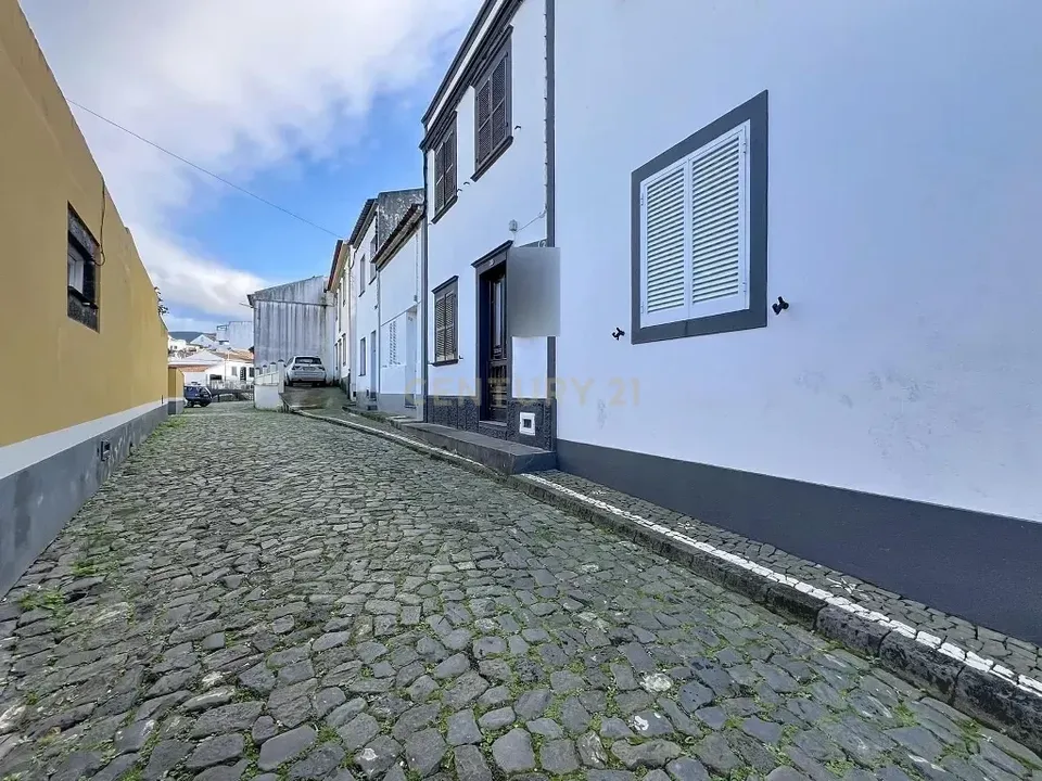 Villa i Ribeira Grande, Sao Miguel - foto 1