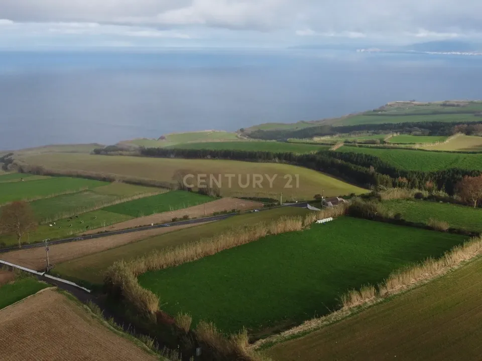 Helårsgrund i Santa Barbara, Sao Miguel - foto 1