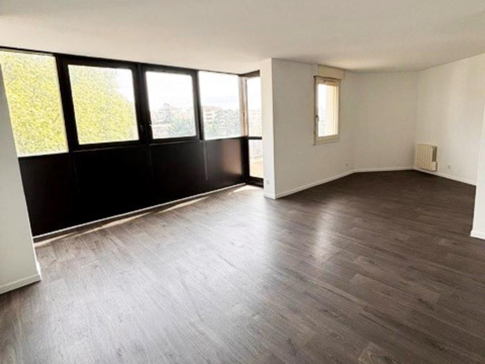 Lejlighed i Villeurbanne, Rhone - foto 1