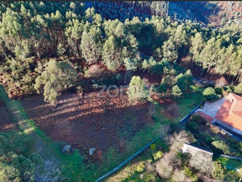 Helårsgrund i Povoa de Lanhoso, Braga - foto 1