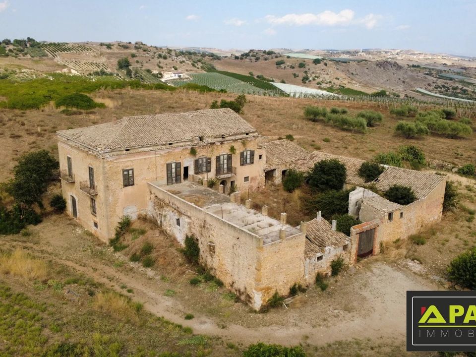 Herregård i Canicatti, Agrigento - bilde 1
