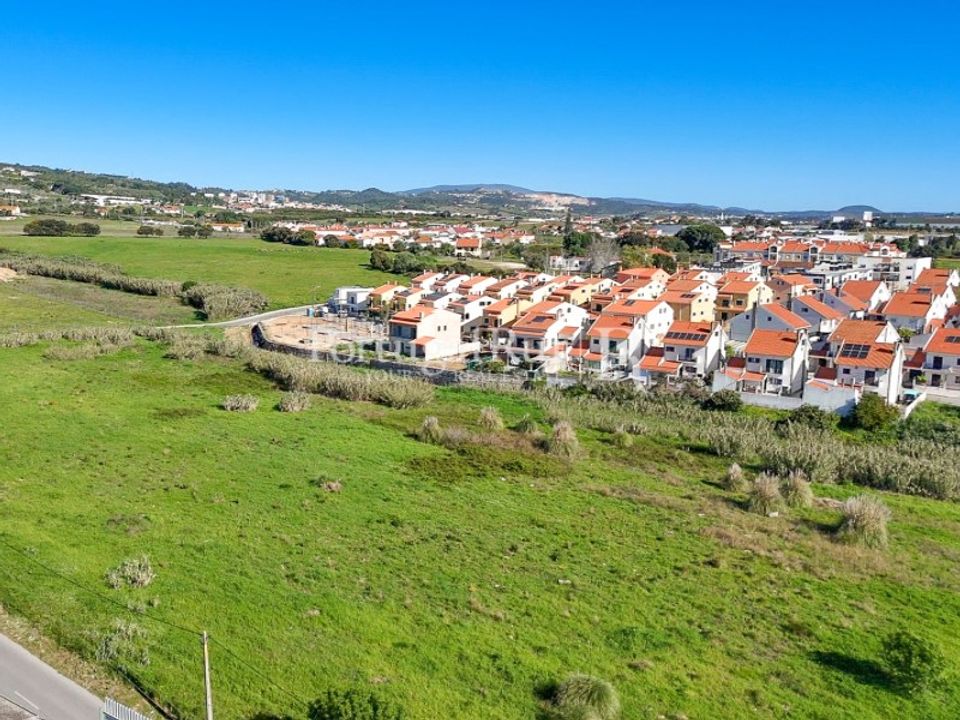 Helårsgrund i Carregado, Lisbon - foto 1