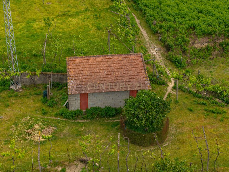 Helårsgrund i Sande e Sao Lourenco do Douro, Porto - foto 1