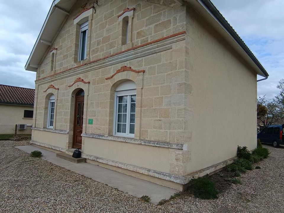 Landejendom i Saint-Médard-de-Guizières, Gironde - foto 1