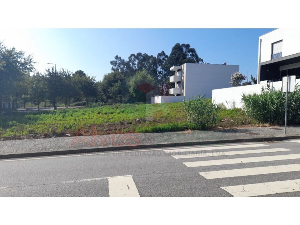 Helårsgrund i Folgosa, Porto - foto 5