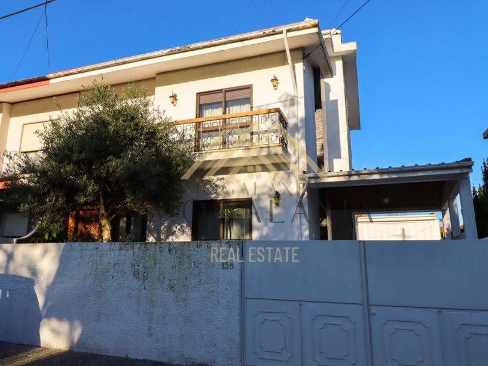 Villa i Rio Tinto, Porto - foto 1
