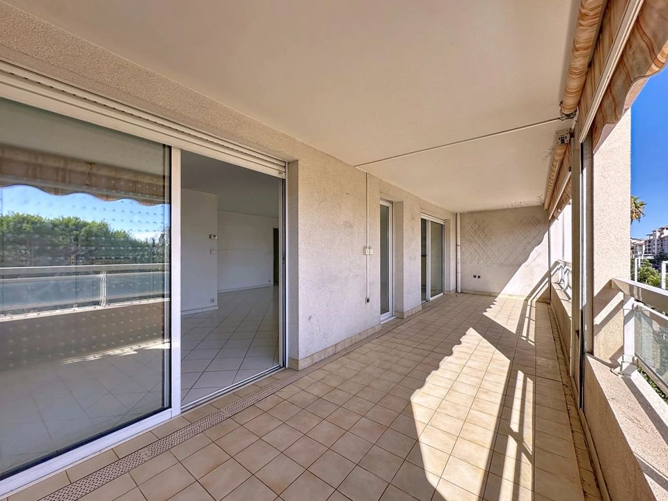 Lejlighed i Cannes-la-Bocca, Alpes-Maritimes - foto 1