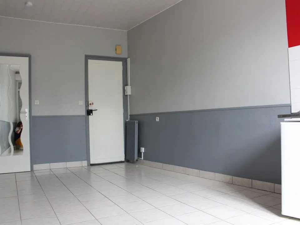 Studio in Angers, Maine-et-Loire - photo 2