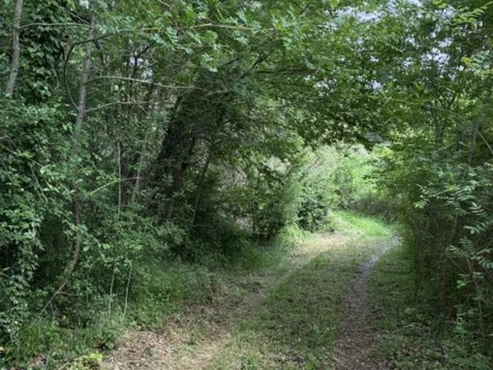 Helårsgrund i Sardan, Gard - foto 1