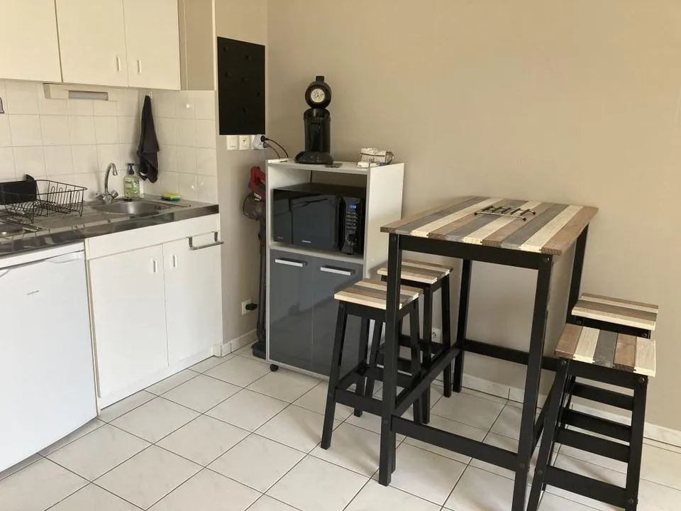 Studio in Angers, Maine-et-Loire - photo 1