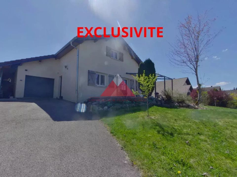Villa i Saint-Laurent-en-Grandvaux, Jura - foto 1