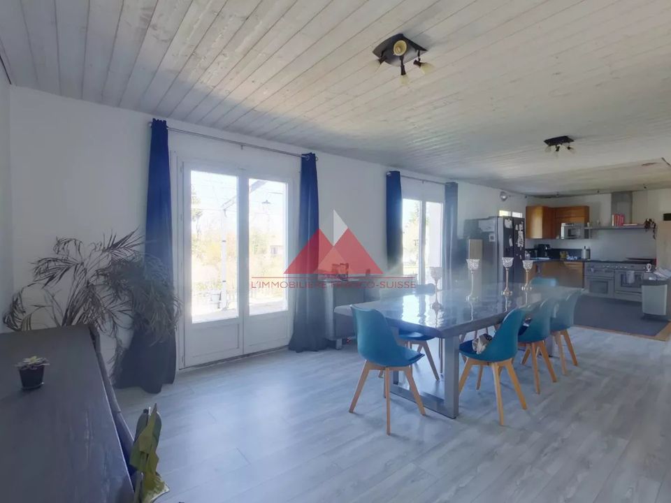 Villa i Saint-Laurent-en-Grandvaux, Jura - foto 3