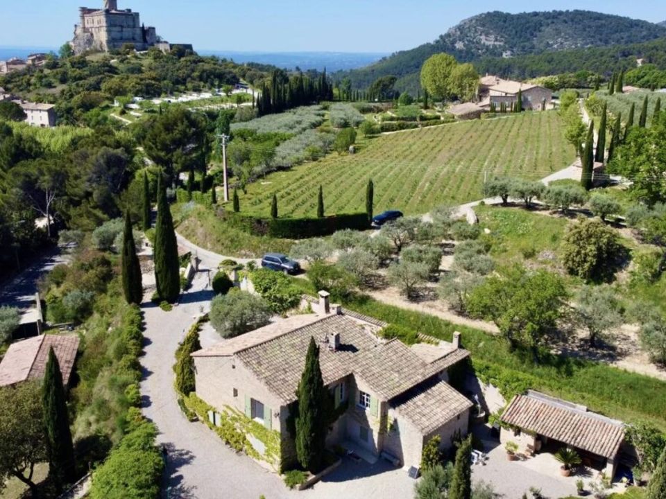 Villa i Le Barroux, Vaucluse - foto 1