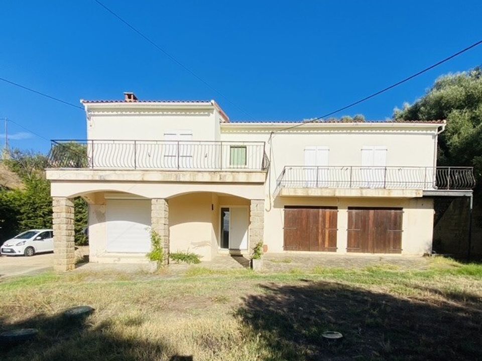 Villa i Bastelicaccia, Corse-du-Sud - foto 1