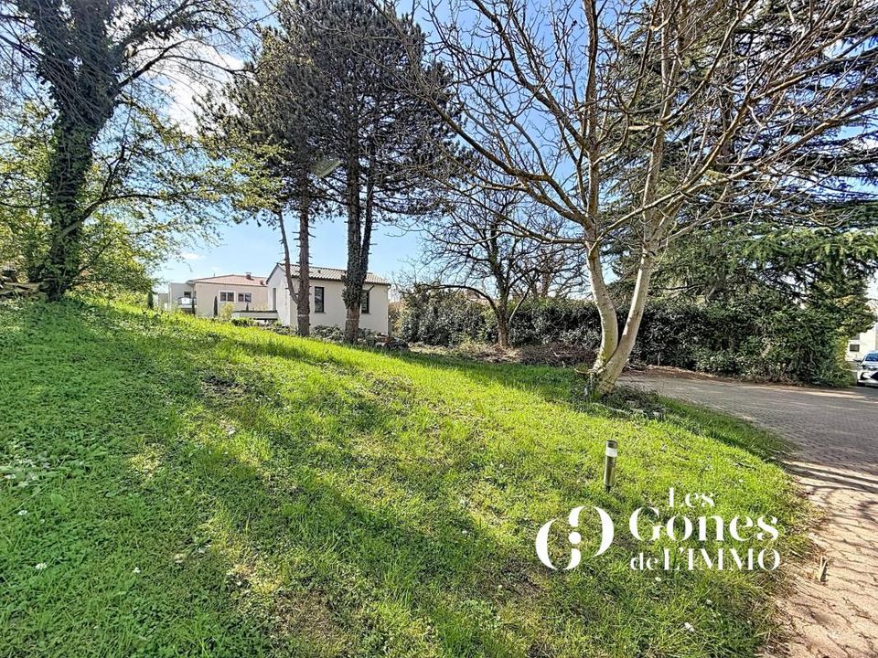 Terra a Sainte-Foy-les-Lyon, Rhone - foto 1
