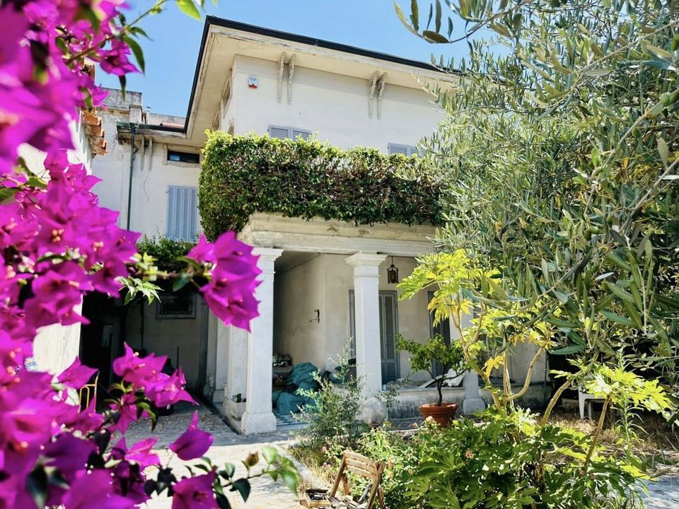 Villa a Carrara, Massa and Carrara - foto 1