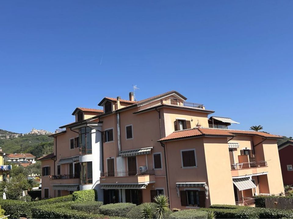 Lejlighed i Santo Stefano di Magra, La Spezia - foto 3