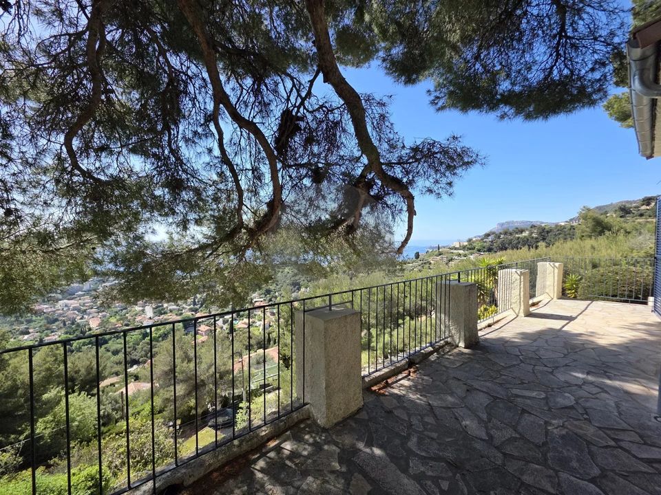 Вилла в Roquebrune-Cap-Martin, Alpes-Maritimes - фотография 3