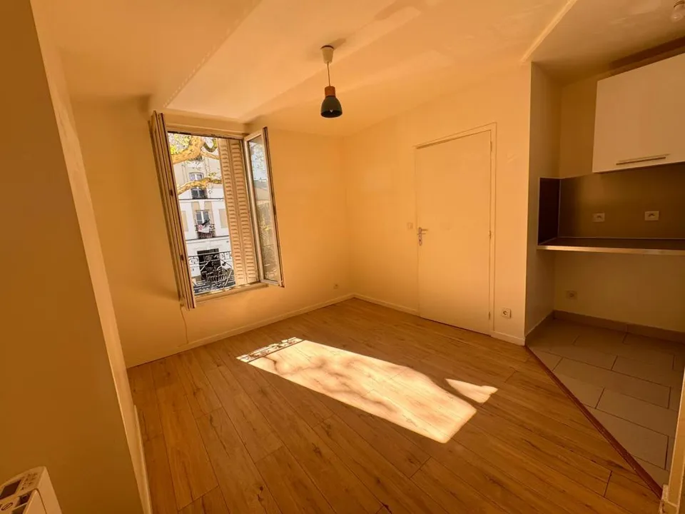Apartamento en Saint-Ouen-sur-Seine, Seine-Saint-Denis - foto 1