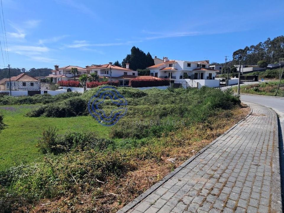 Helårsgrund i Pacos de Ferreira, Porto - foto 1