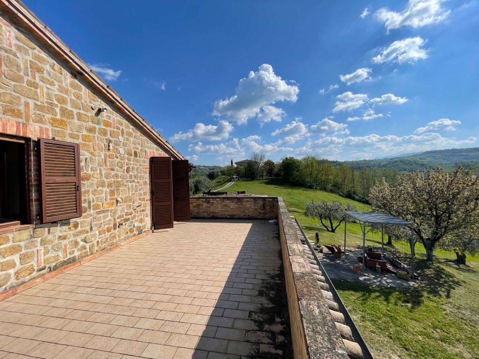 Country house in Sant'Angelo in Pontano, Macerata - photo 1