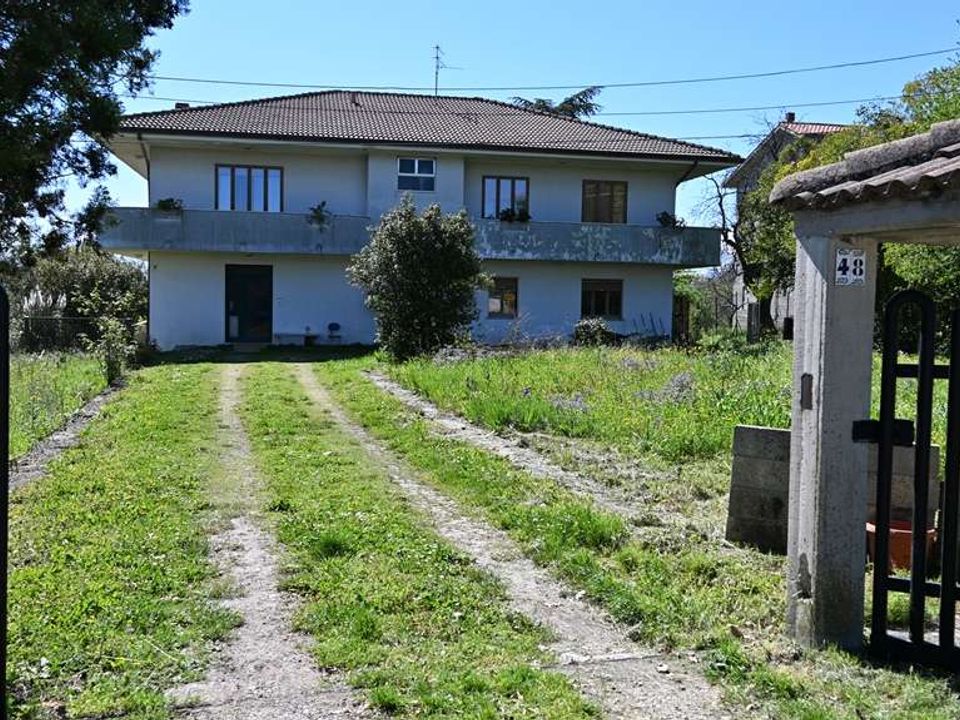 Villa em Catignano, Pescara - foto 1