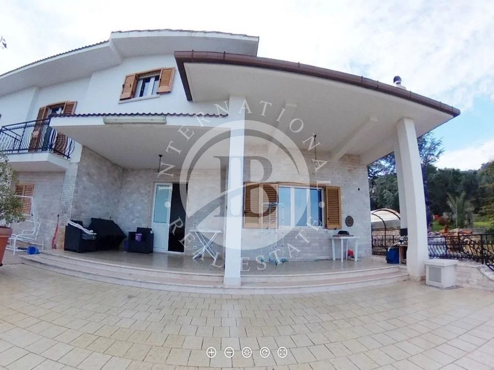 Villa i Fasano, Brindisi - foto 1