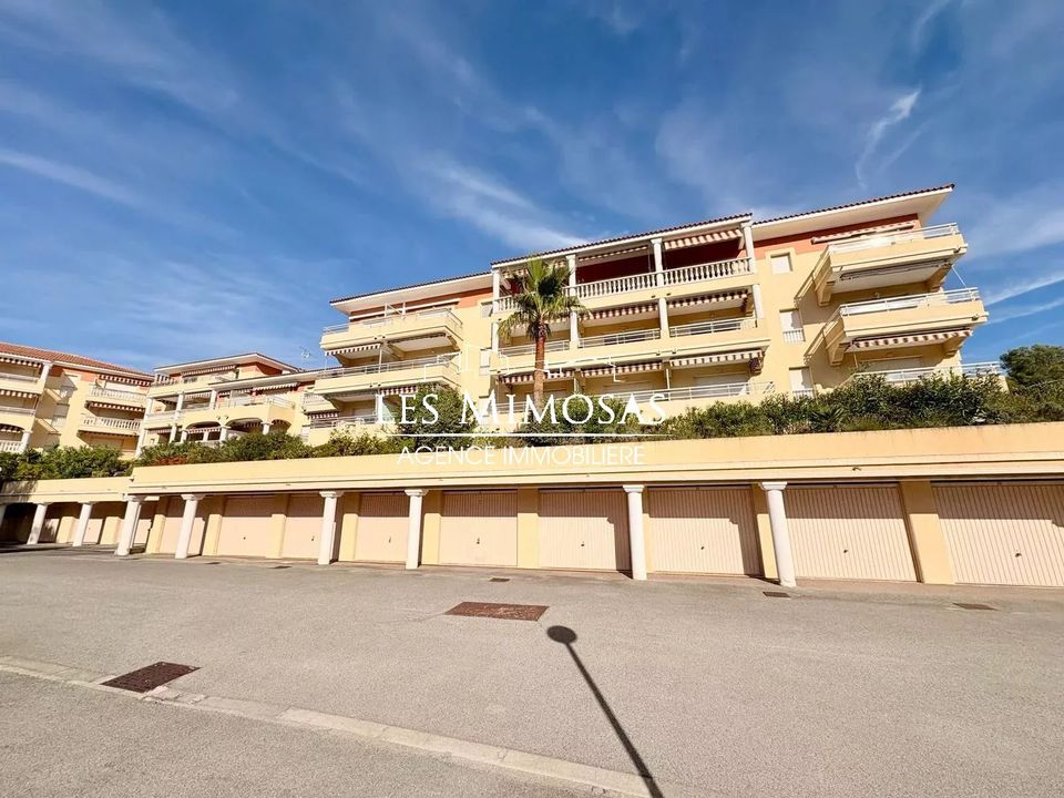 Lejlighed i Saint-Raphaël, Var - foto 2