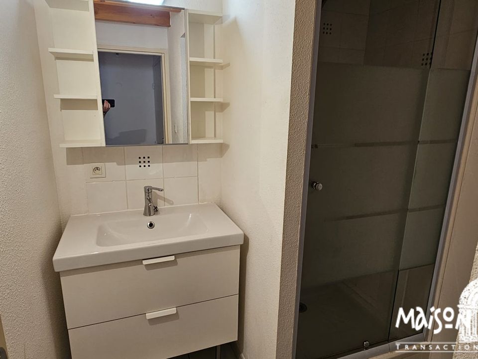 Apartment in Cognac, Charente - photo 5