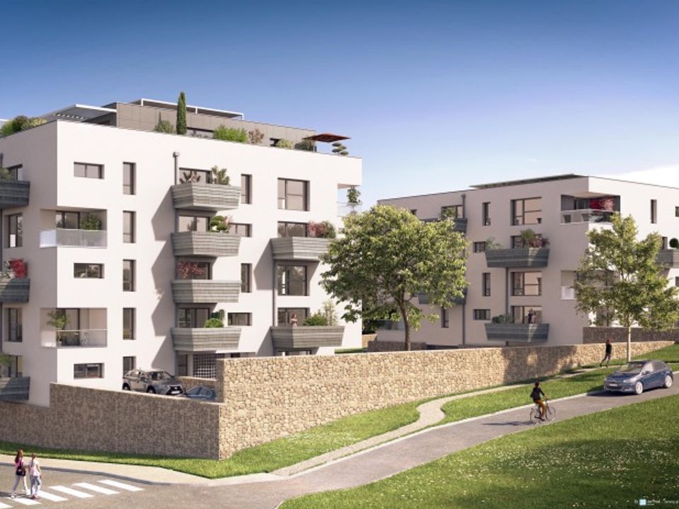 Garage i Saint-Genis-Pouilly, Ain - foto 1