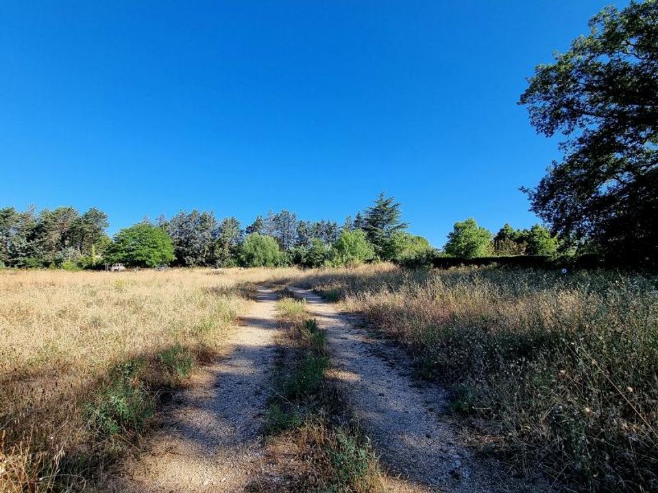 Land in Pouzols, Herault - photo 1